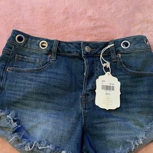 Altard state NWT Jean shorts
